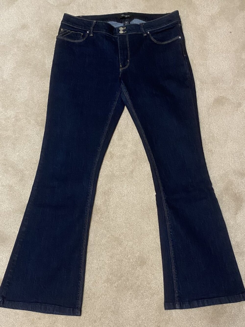 White House Black Market Skinny Flare Jeans Size 12S Dark Wash 2 Button